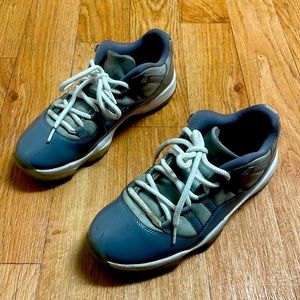 Jordan 11 cool grey lows